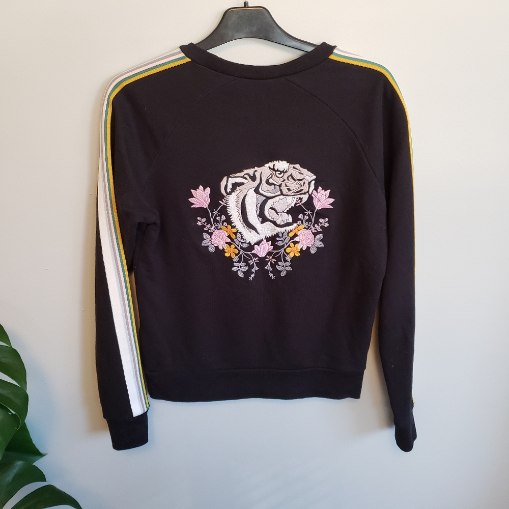 Aritzia Golden by TNA sweatshirt xxs